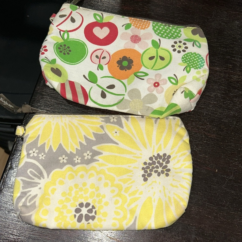 EUC Retired thirty one cosmetic pouches